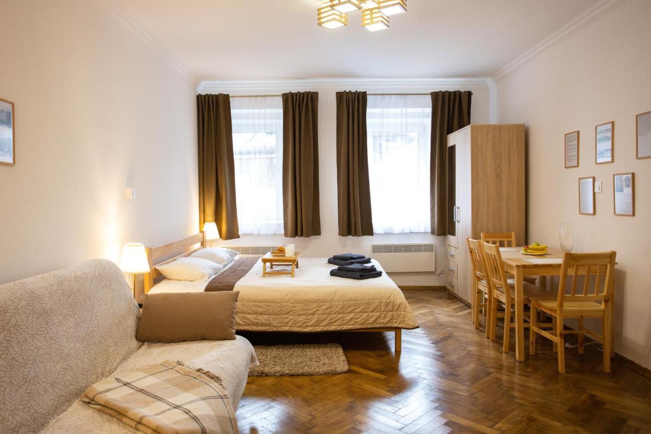 Apartment Peaceful On Rynok Square