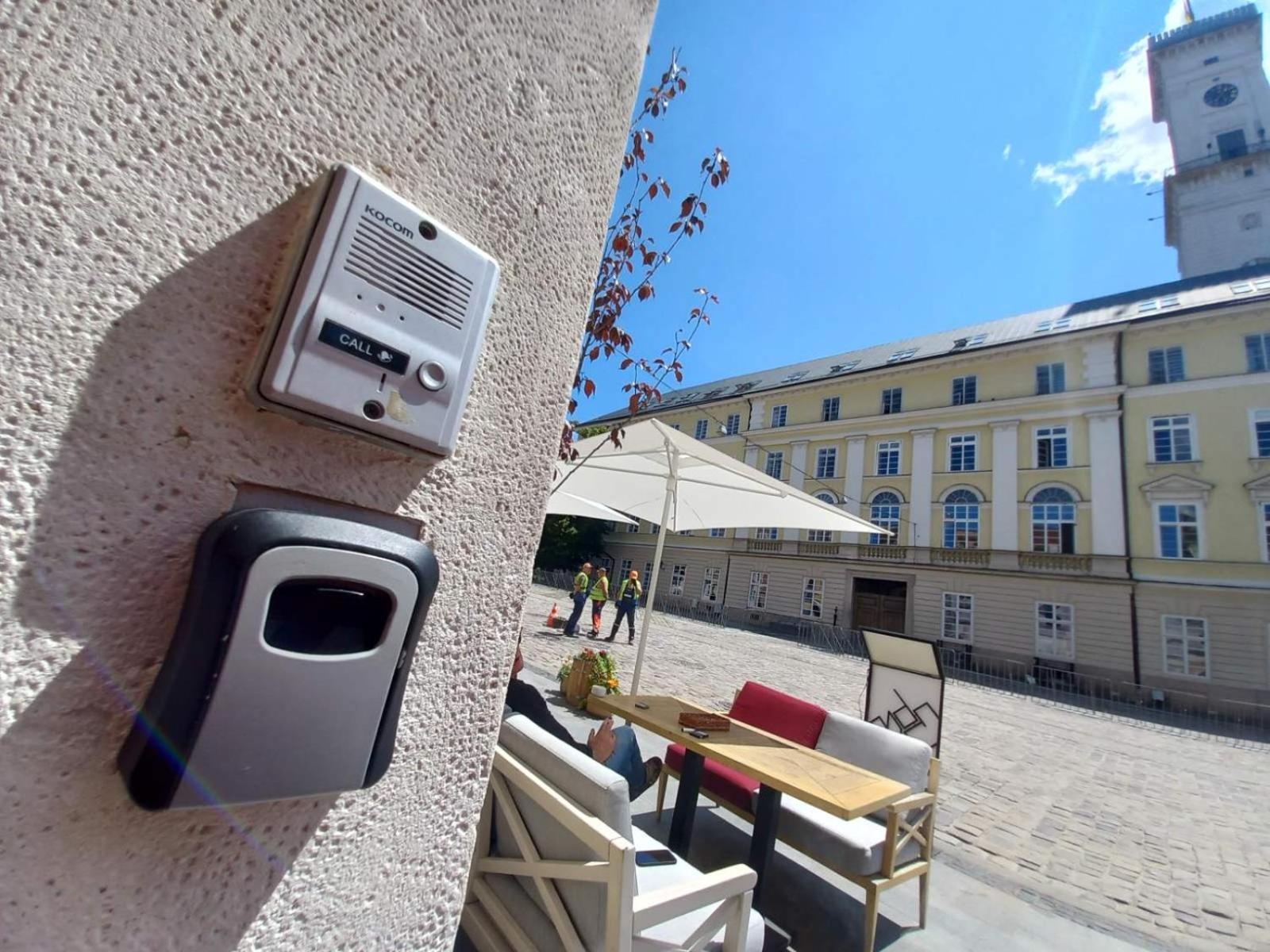 公寓 Peaceful On Rynok Square